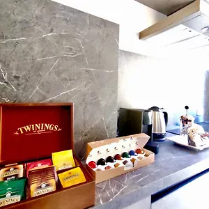 pop-chic-frattina.it-romehotels.com/